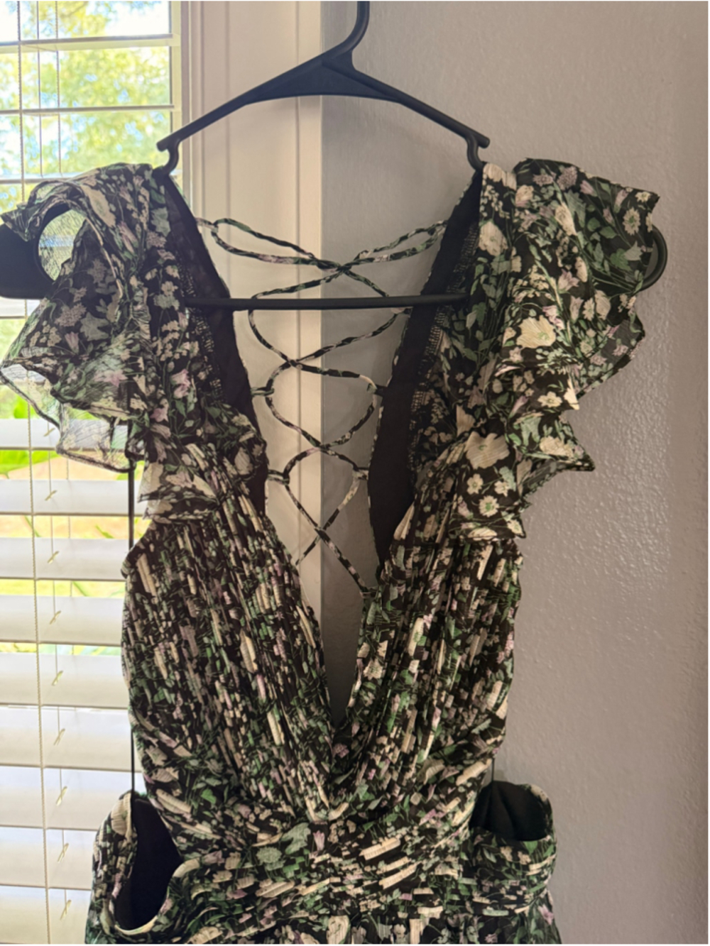 Women's Floral Maxi Dress with Lace-Up Back, Black and Green - Picture 5 of 9